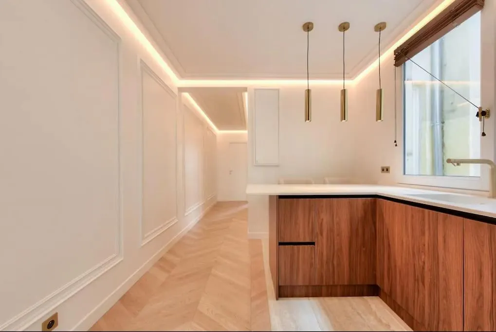 Appartement De Luxe Pres Des Champs Elysees Parigi 0*,